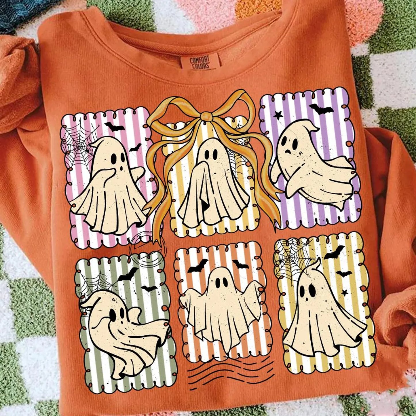 Retro Halloween Floral Ghost